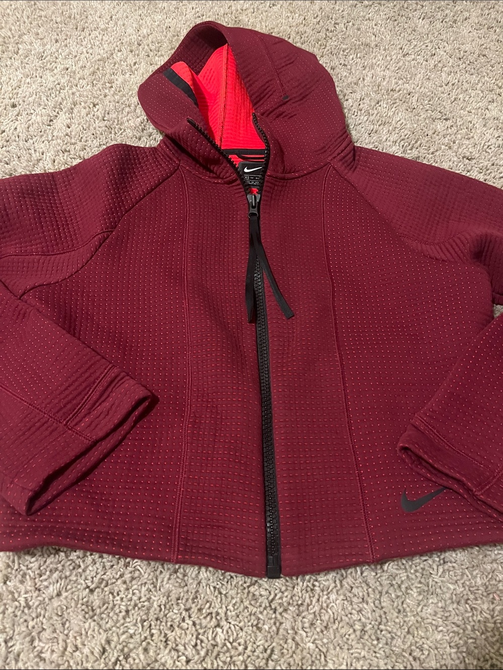 Nike women’s Burgundy Hooded Puffer Jacket with Red Lining